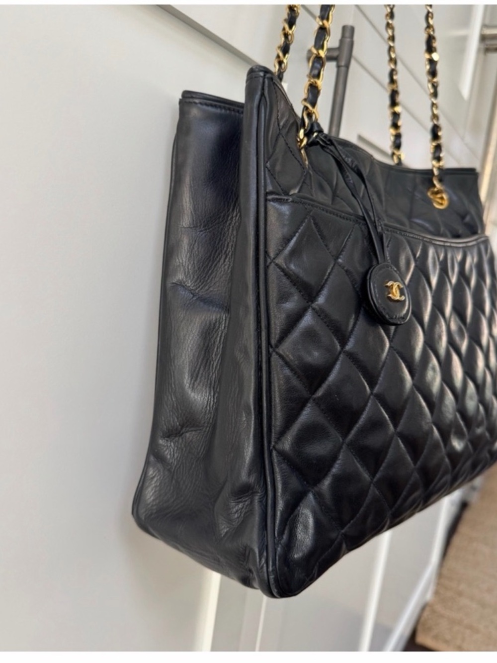 CHANEL Lambskin Black Quilted Leather Shoulder Bag with Gold Chain Straps - Picture 7 of 16